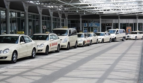 Coimbatore Airport Cab Service Comfortable cab service from Coimbatore airport